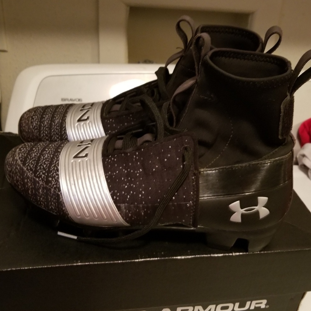 Cam Newton size 7 1/2 football cleats